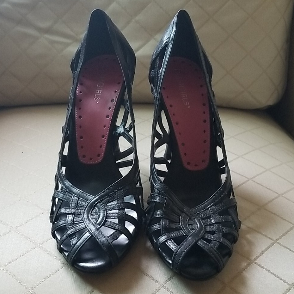 Bcbg heels